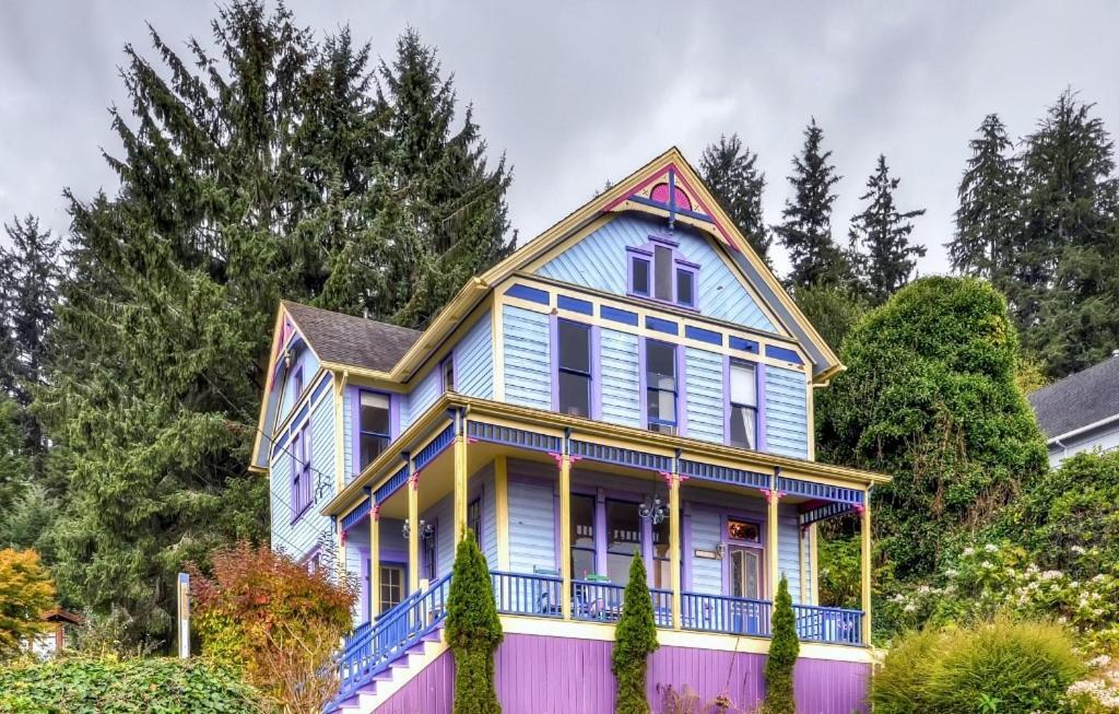 Astoria Painted Lady Historic Apt With River View! Exteriör bild