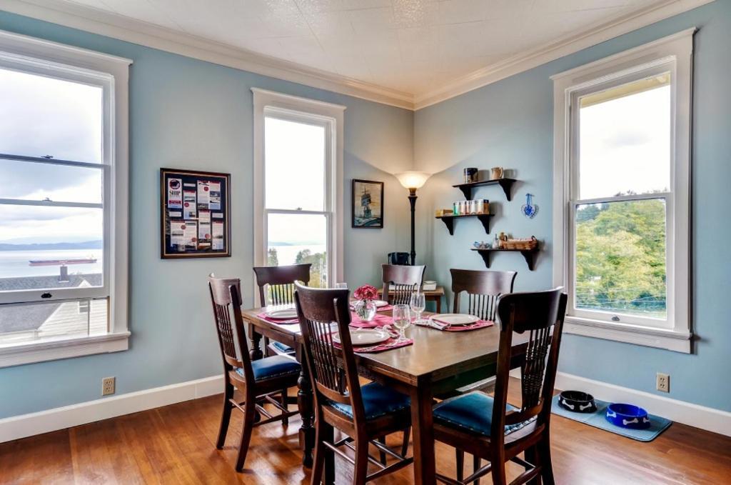 Astoria Painted Lady Historic Apt With River View! Exteriör bild